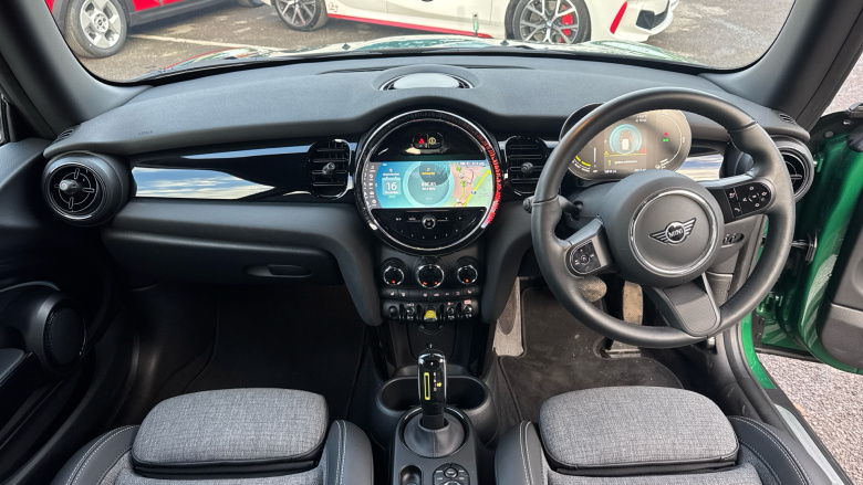 MINI Hatchback 135kW Cooper S Level 2 33kWh 3dr Auto Electric Hatchback